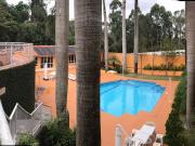 Casa de condomÃnio sobrado com lareira e sÃ³tÃ£o duplo 3...