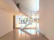 Casa de condomínio 3 suítes com piscina Condomínio...