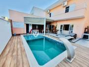 Casa de Condomínio à venda, 4 quartos, 4 suítes, 4...