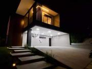 Casa de Condomínio à venda, 4 quartos, 4 suítes, 6...