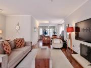 Casa de condomínio à venda com 463m², 5 quartos e 4 vagas