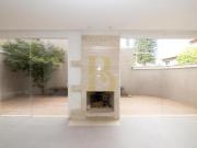 Casa de Condomínio à Venda na Granja Julieta com 4...