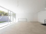 Casa de Condomínio à Venda no Jardim Cordeiro 4 Suítes 4...