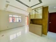 Casa de condomínio com 117m², 3 quartos e 2 vagas na...