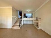 Casa de Condomínio com 274 m² e 4 Quartos, em Sousas...