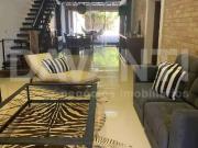 Casa de Condomínio com 2 Quartos e 3 banheiros à Venda,...