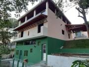 Casa de Condomínio com 2 Quartos e 5 banheiros à Venda,...