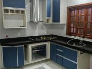 Casa de Condomínio com 3 dormitórios, sendo 1 suíte à...