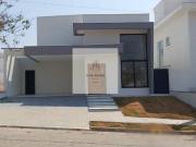 Casa de condomínio com 3 quartos, 185m², à venda em...
