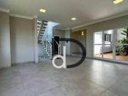 Casa de condominio com 3 quartos, 3 suítes, 2 vagas cobertas
