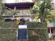 Casa de Condomínio com 3 Quartos e 2 banheiros à Venda,...