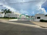 Casa de Condomínio com 3 Quartos e 3 banheiros à Venda,...