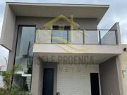 Casa de Condomínio com 3 Quartos e 3 banheiros à Venda,...
