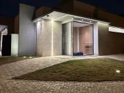 Casa de Condomínio com 3 Quartos e 3 banheiros à Venda,...