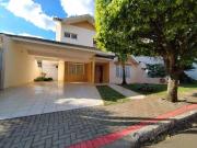 Casa de Condomínio com 3 Quartos e 3 banheiros à Venda,...