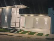 Casa de Condomínio com 3 Quartos e 3 banheiros à Venda,...