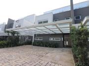 Casa de Condomínio com 3 Quartos e 3 banheiros à Venda,...