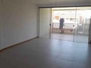Casa de Condomínio com 3 Quartos e 4 banheiros à Venda,...
