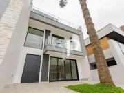 Casa de Condomínio com 3 Quartos e 4 banheiros à Venda,...