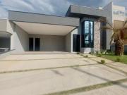 Casa de Condomínio com 3 Quartos e 4 banheiros à Venda,...