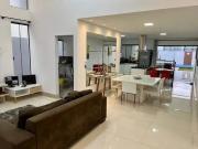 Casa de Condomínio com 3 Quartos e 4 banheiros à Venda,...