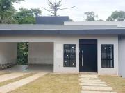 Casa de Condomínio com 3 Quartos e 4 banheiros à Venda,...