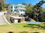 Casa de Condomínio com 3 Quartos e 4 banheiros à Venda,...