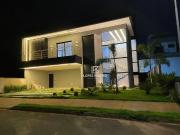 Casa de Condomínio com 3 Quartos e 5 banheiros à Venda,...