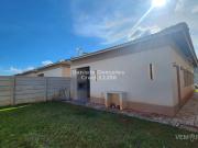 Casa de Condomínio com 3 Quartos para Alugar por R$...