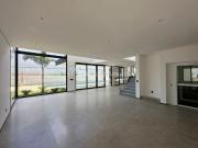 Casa de Condomínio com 413 m² e 3 Quartos no Alphaville...