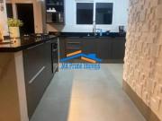 Casa de Condomínio com 4 dormitórios à Venda, 177 m²...