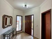 Casa de Condomínio com 4 dormitórios, sendo 3 suítes à...