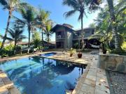 Casa de Condomínio com 4 dorms, Praia do Lázaro, Ubatuba...