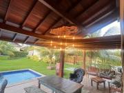 Casa de Condomínio com 4 Quartos e 2 banheiros à Venda,...