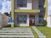 Casa de Condomínio com 4 Quartos e 3 banheiros à Venda,...