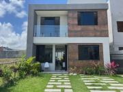 Casa de Condomínio com 4 Quartos e 4 banheiros à Venda,...