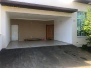Casa de Condomínio com 4 Quartos e 4 banheiros à Venda,...