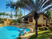 Casa de Condomínio com 4 Quartos e 4 banheiros à Venda,...