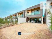 Casa de Condomínio com 4 Quartos e 4 banheiros para...