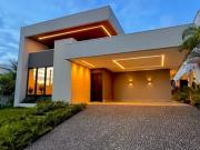 Casa de Condomínio com 4 Quartos e 5 banheiros à Venda,...