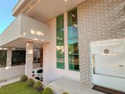 Casa de Condomínio com 4 Quartos e 5 banheiros à Venda,...