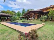 Casa de Condomínio com 4 Quartos e 5 banheiros à Venda,...