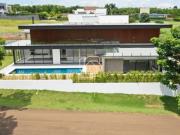 Casa de Condomínio com 4 Quartos e 6 banheiros à Venda,...