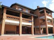 Casa de Condomínio com 4 Quartos e 8 banheiros à Venda,...