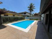 Casa de Condomínio com 4 quartos, Jardim Acapulco,...