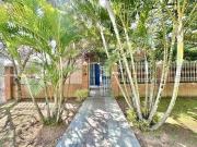 Casa de Condomínio com 5 quartos à venda em Cotia, no...