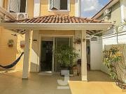 Casa de Condomínio com 5 Quartos e 4 banheiros à Venda,...
