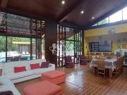 Casa de Condomínio com 5 Quartos e 5 banheiros à Venda,...