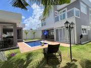 Casa de Condomínio com 5 Quartos e 6 banheiros à Venda,...