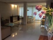 Casa de Condomínio com 5 Quartos e 6 banheiros à Venda,...